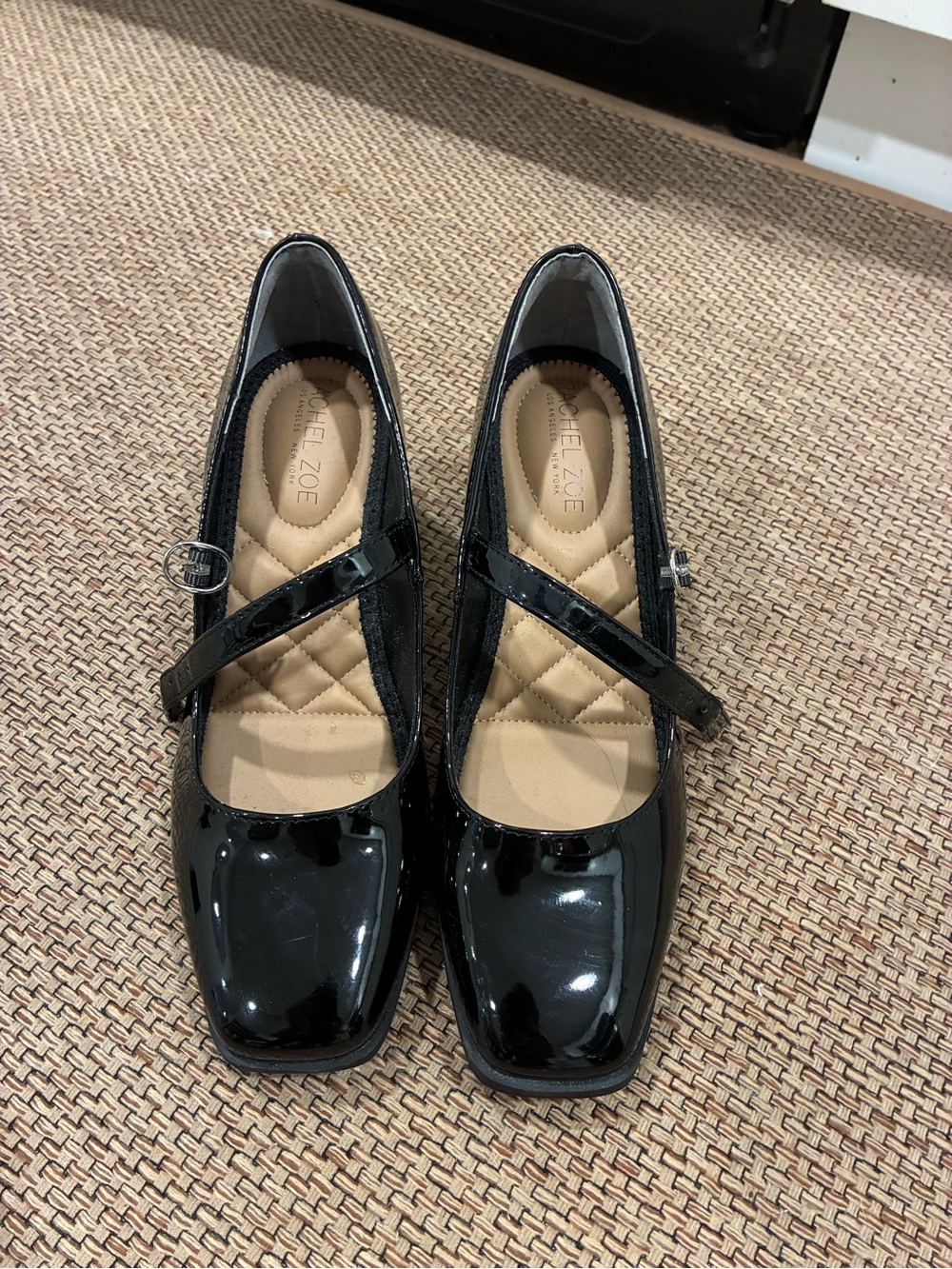 Black Patent Mary Jane w/heels